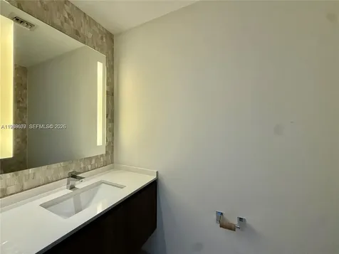 88 SW 7th Street Miami FL 33130