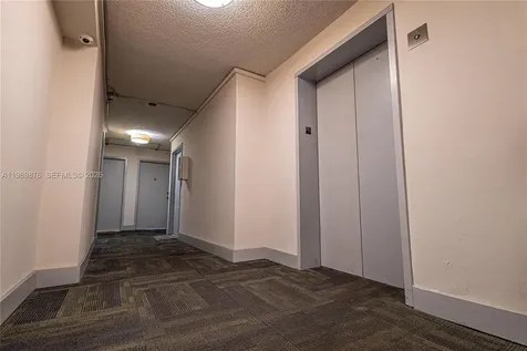 1035 West Avenue Miami Beach FL 33139