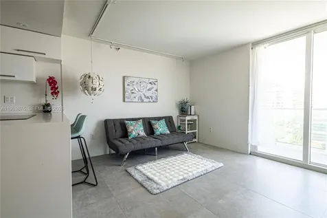 1035 West Avenue Miami Beach FL 33139