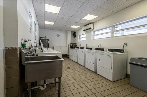 1035 West Avenue Miami Beach FL 33139