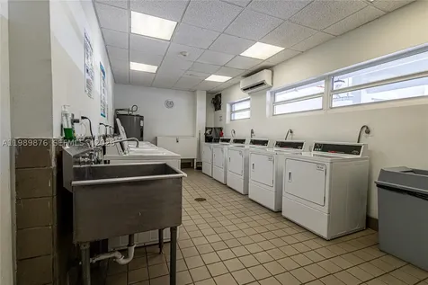 1035 West Avenue Miami Beach FL 33139