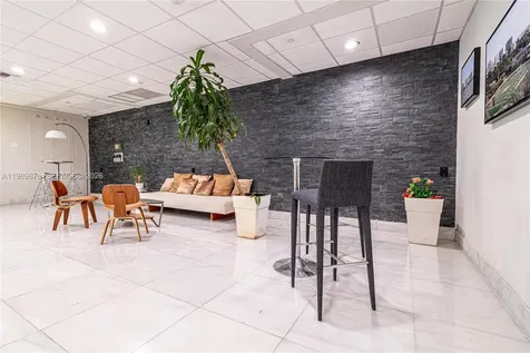 1035 West Avenue Miami Beach FL 33139