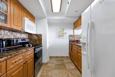7601 E Treasure Drive North Bay Village FL 33141