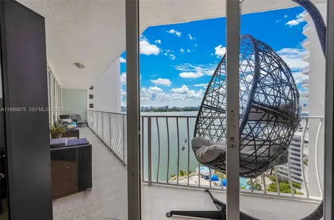 7601 E Treasure Drive North Bay Village FL 33141