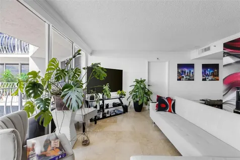 7601 E Treasure Drive North Bay Village FL 33141