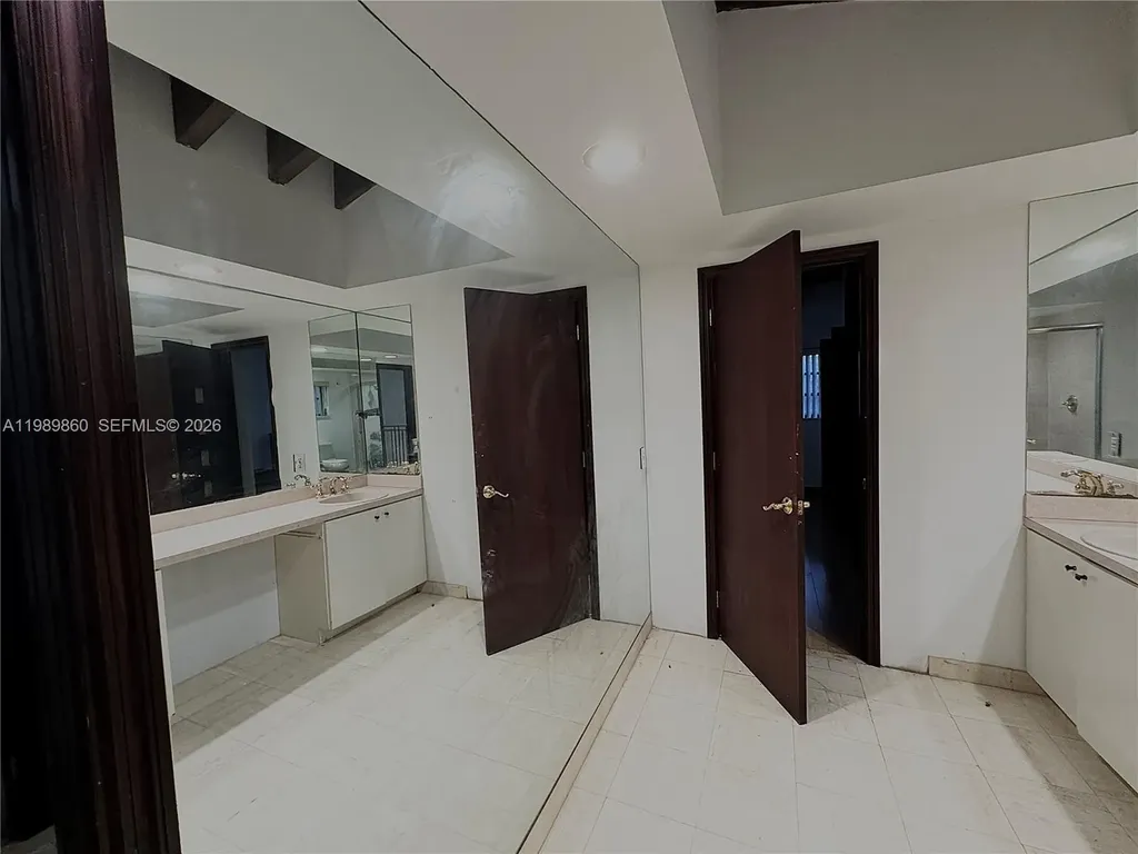 3911 Farragut Street Hollywood FL 33021