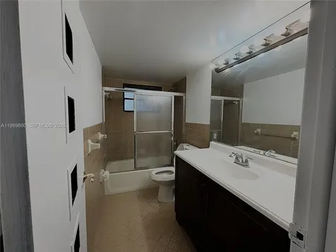 3911 Farragut Street Hollywood FL 33021