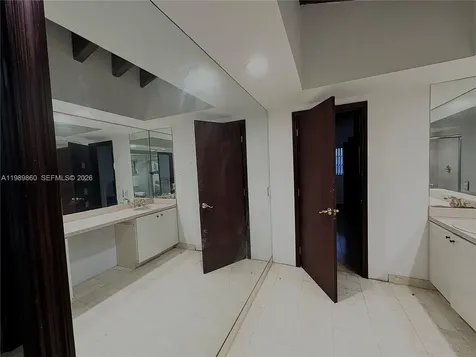 3911 Farragut Street Hollywood FL 33021
