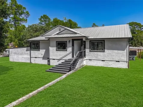 310 14th Street SE Naples FL 34117