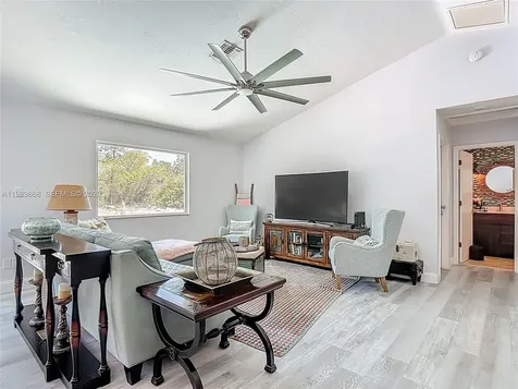 310 14th Street SE Naples FL 34117