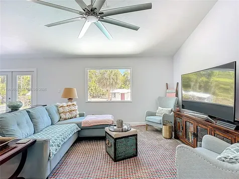 310 14th Street SE Naples FL 34117