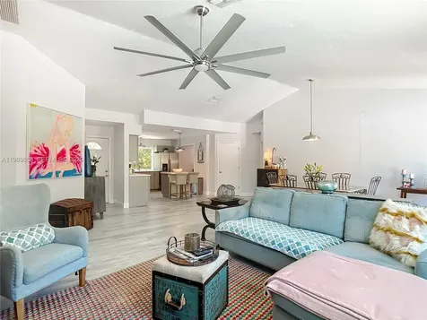 310 14th Street SE Naples FL 34117