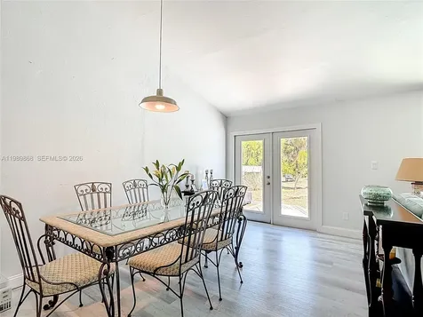 310 14th Street SE Naples FL 34117