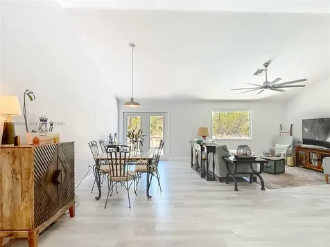 310 14th Street SE Naples FL 34117