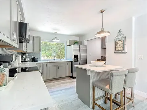 310 14th Street SE Naples FL 34117