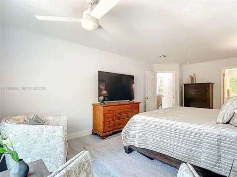 310 14th Street SE Naples FL 34117