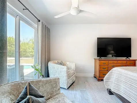 310 14th Street SE Naples FL 34117