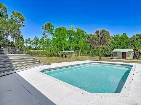 310 14th Street SE Naples FL 34117