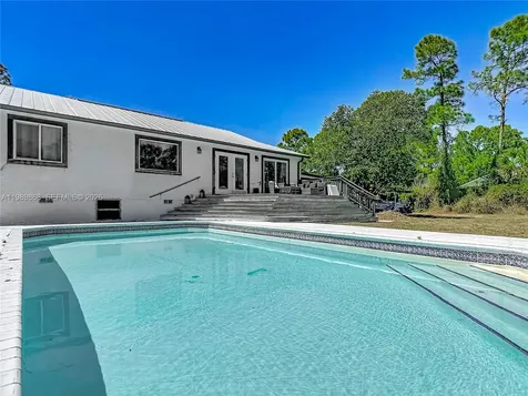 310 14th Street SE Naples FL 34117