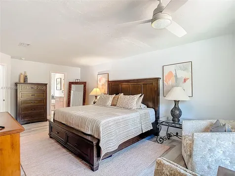 310 14th Street SE Naples FL 34117