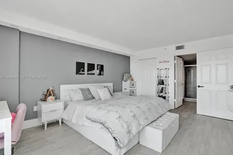 3000 Coral Way Miami FL 33145