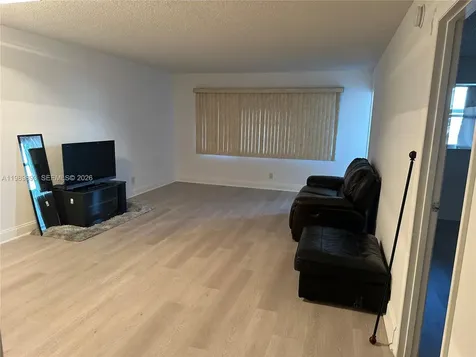 410 SE 2nd Street Hallandale Beach FL 33009