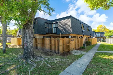 14210 SW 94th Circle Lane Miami FL 33186