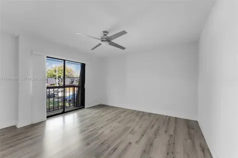 14210 SW 94th Circle Lane Miami FL 33186