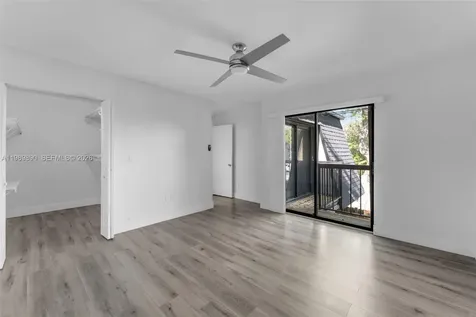 14210 SW 94th Circle Lane Miami FL 33186