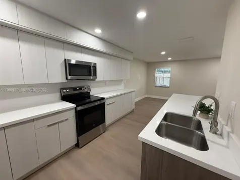 16432 SW 47th Terrace Miami FL 33185