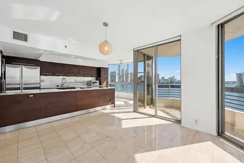 3600 Mystic Pointe Drive Aventura FL 33180