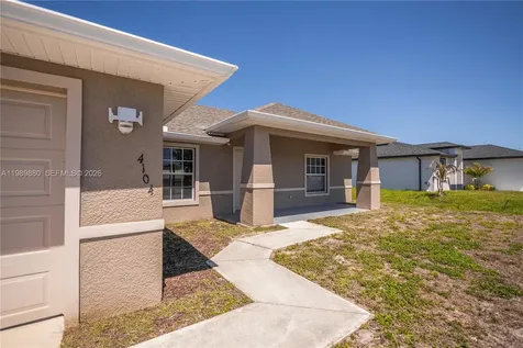 4104 13th Street SW Lehigh Acres FL 33976