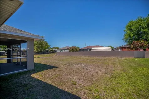 4104 13th Street SW Lehigh Acres FL 33976
