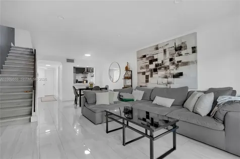 9956 SW 88th Street Miami FL 33176