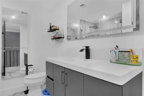 9956 SW 88th Street Miami FL 33176