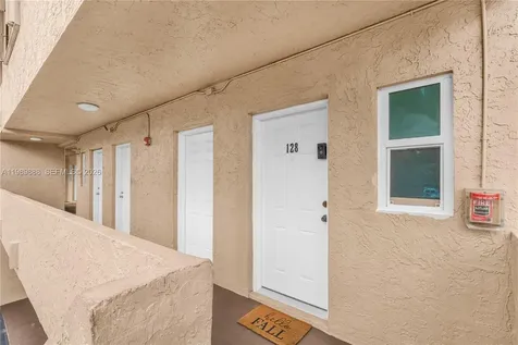 9956 SW 88th Street Miami FL 33176