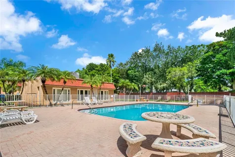 9956 SW 88th Street Miami FL 33176