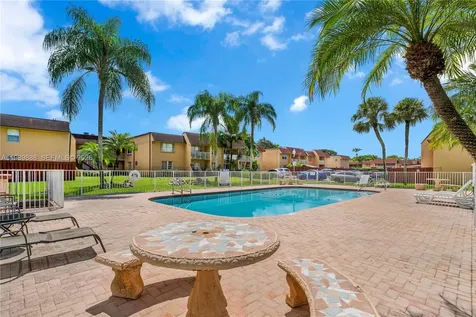 9956 SW 88th Street Miami FL 33176