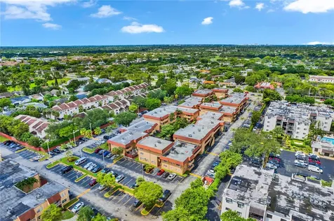 9956 SW 88th Street Miami FL 33176