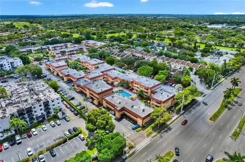 9956 SW 88th Street Miami FL 33176