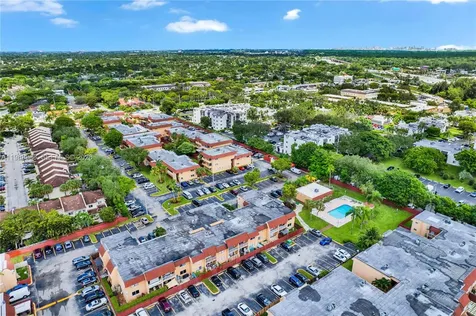 9956 SW 88th Street Miami FL 33176
