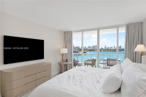 1800 Sunset Harbour Drive Miami Beach FL 33139
