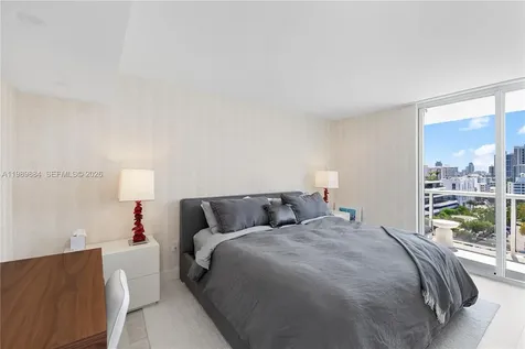 1800 Sunset Harbour Drive Miami Beach FL 33139