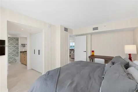 1800 Sunset Harbour Drive Miami Beach FL 33139