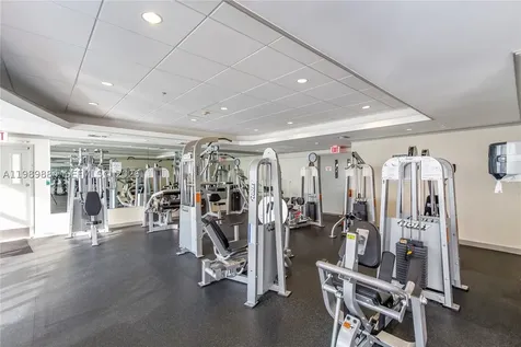 1800 Sunset Harbour Drive Miami Beach FL 33139