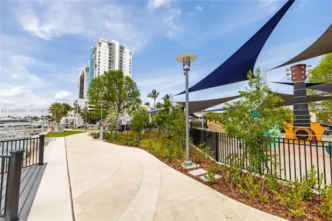 1800 Sunset Harbour Drive Miami Beach FL 33139