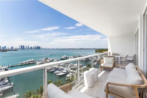 1800 Sunset Harbour Drive Miami Beach FL 33139