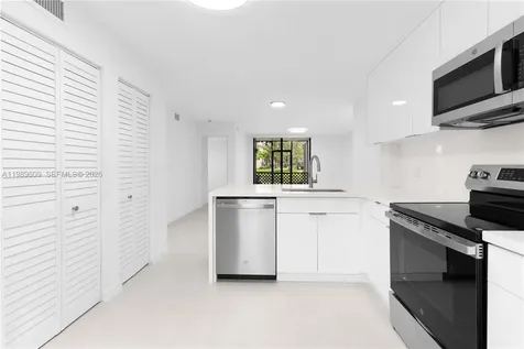 10161 W Sunrise Boulevard Plantation FL 33322