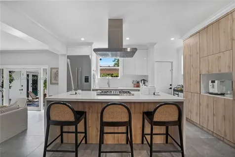 1022 NE 91st Terrace Miami Shores FL 33138