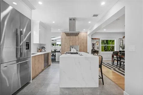 1022 NE 91st Terrace Miami Shores FL 33138